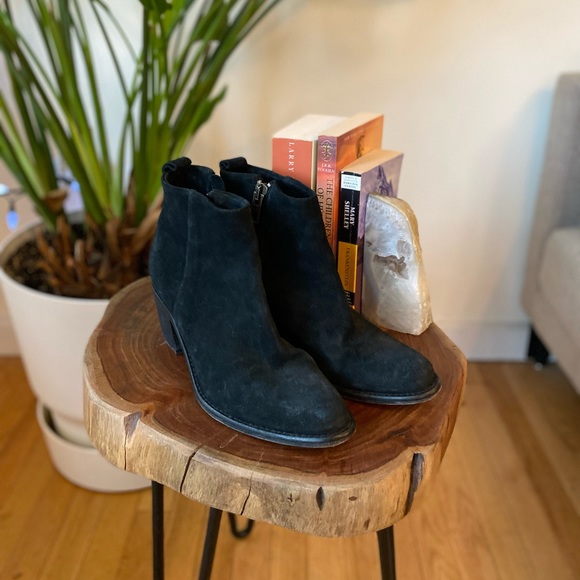 Diesel Black Suede Style Ankle Booties - Size 39 (about US8) - Picture 2 of 6